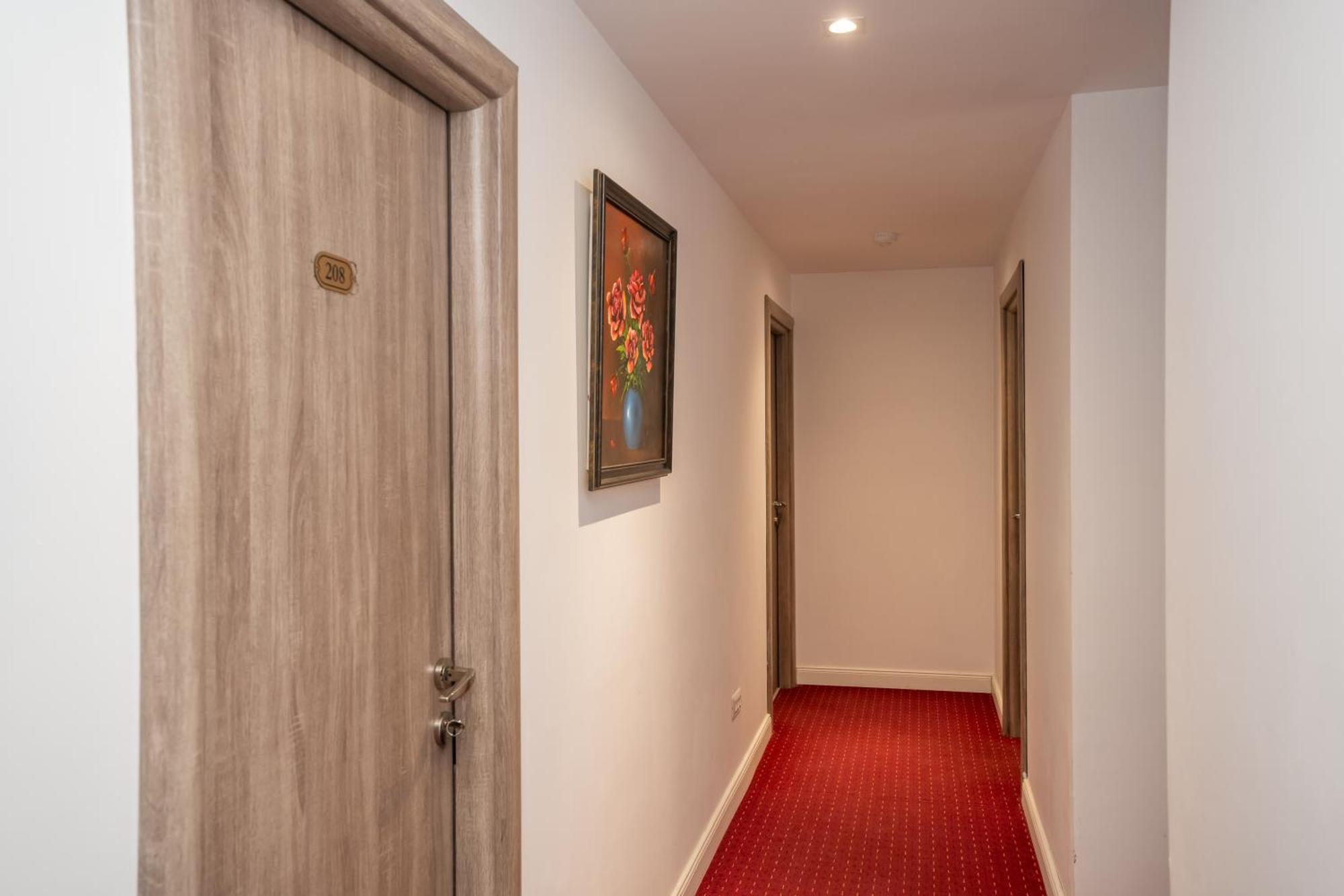 Hotel Liad City Center Βουκουρέστι Εξωτερικό φωτογραφία