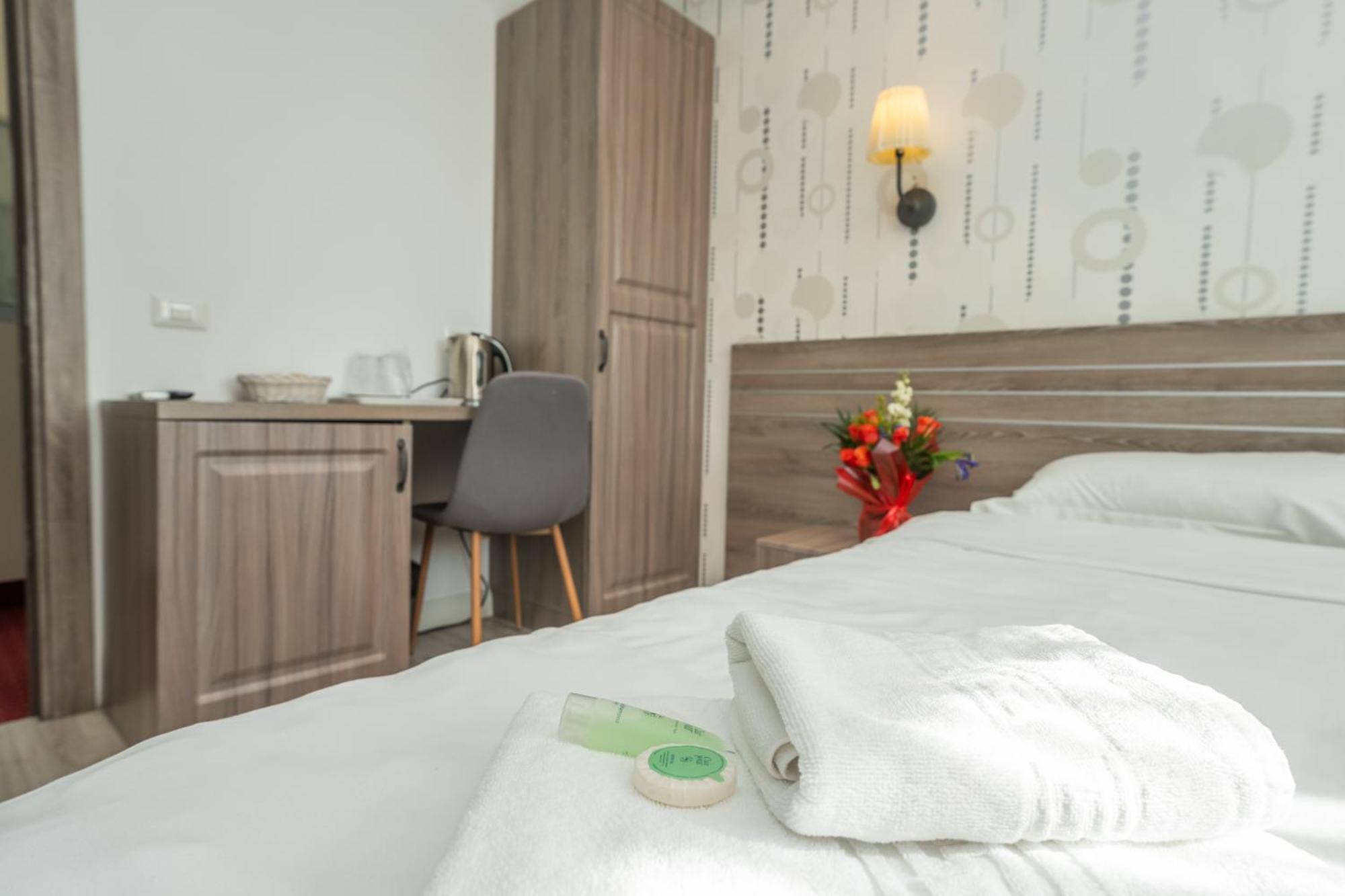 Hotel Liad City Center Βουκουρέστι Εξωτερικό φωτογραφία