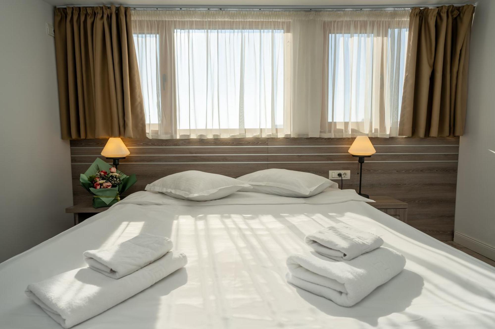 Hotel Liad City Center Βουκουρέστι Εξωτερικό φωτογραφία